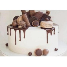 DRIP CHOCOLATE CAKE